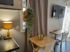 Studio cosy rez de jardin à 10 mn des plages